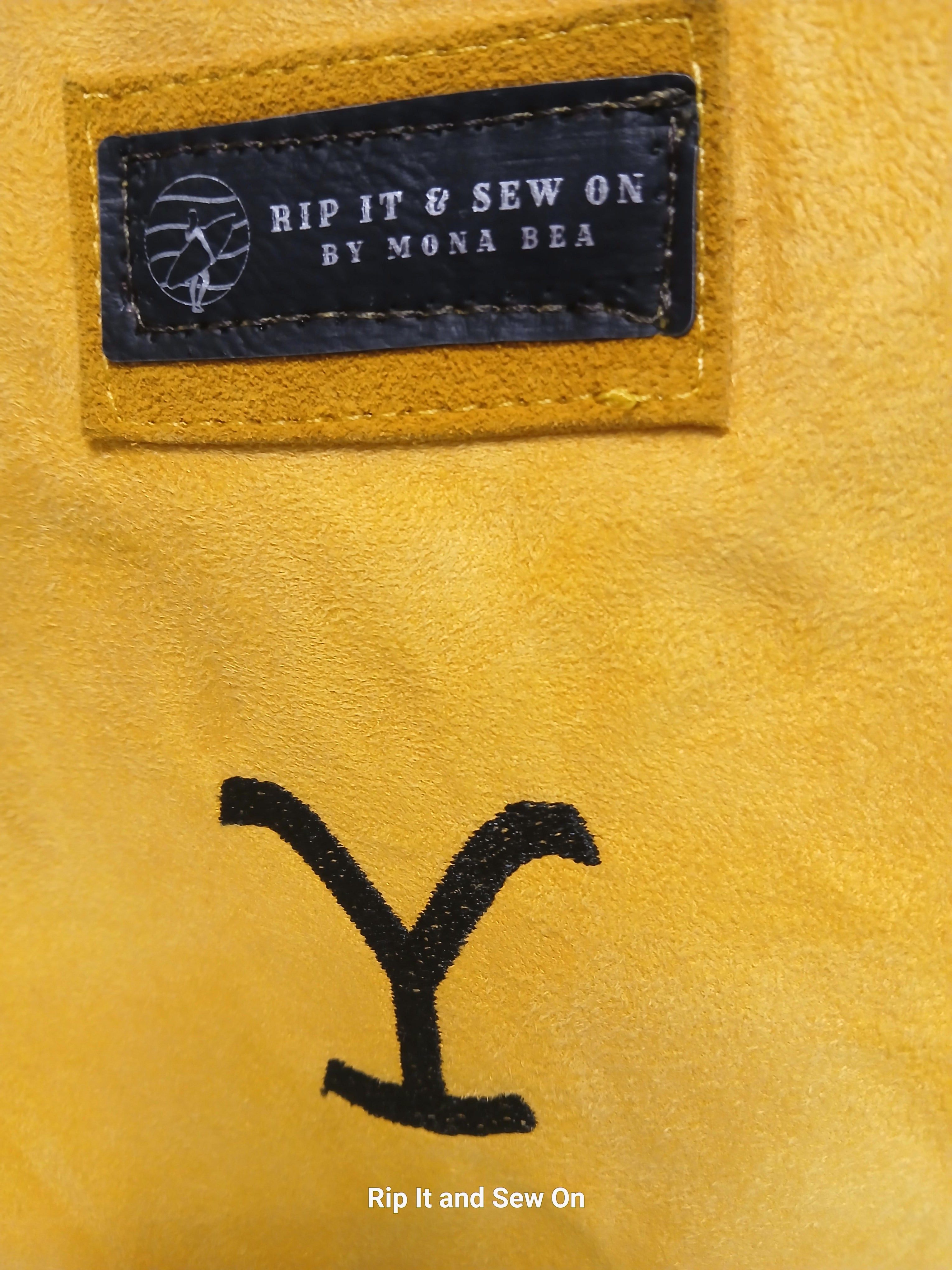 Yellowstone yellow 💛 hobo bag
