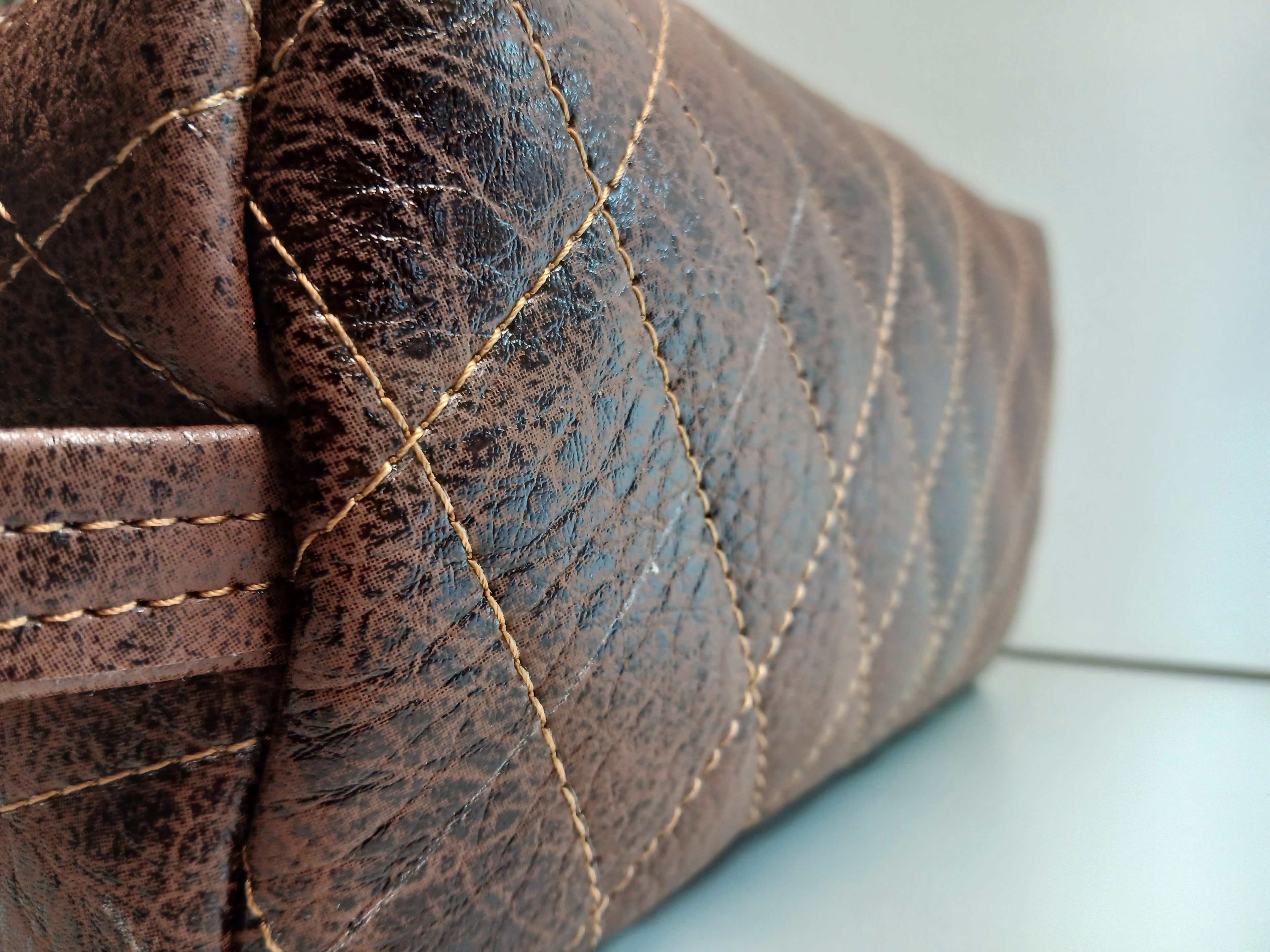 Men's Boxy Travel Bag