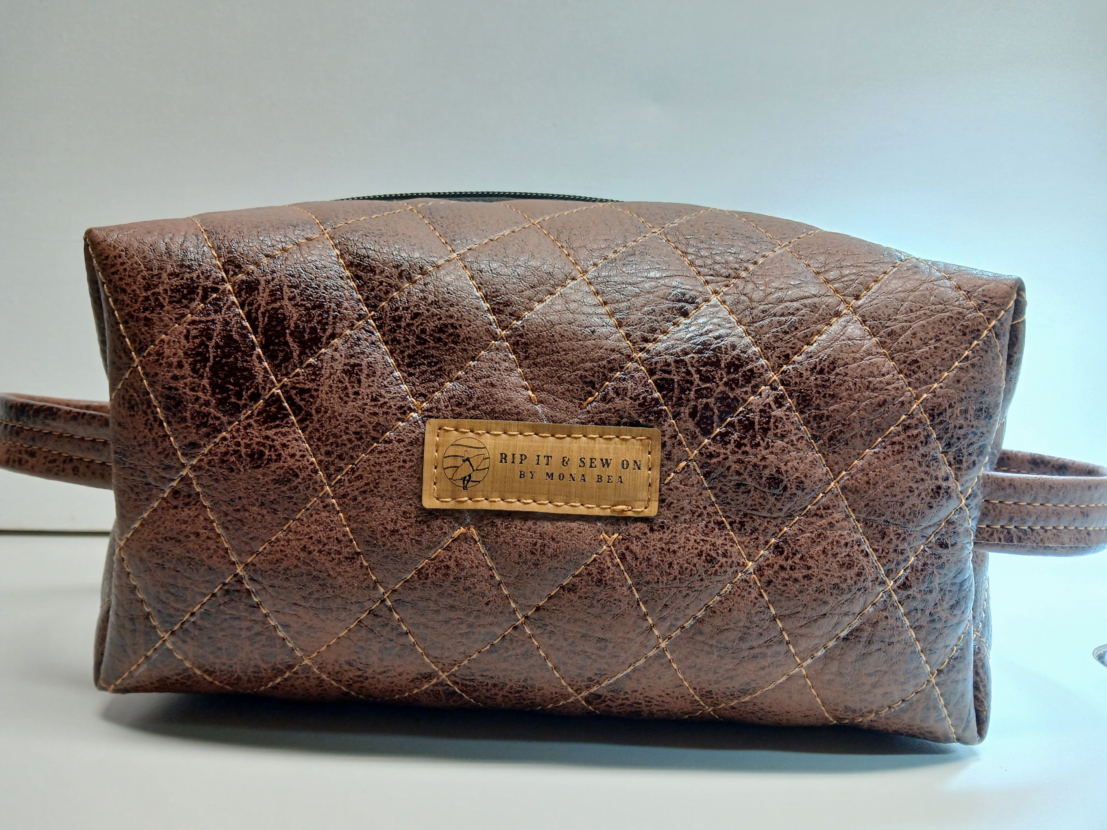 Men's Boxy Travel Bag